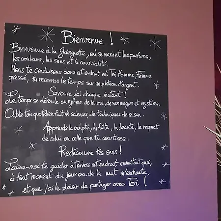 Βίλα Entre Chevreuil Et Cerf